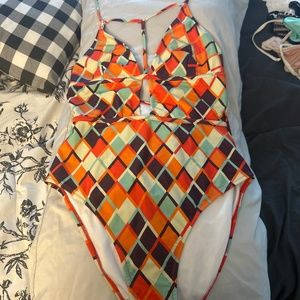Geometric print bathing suit